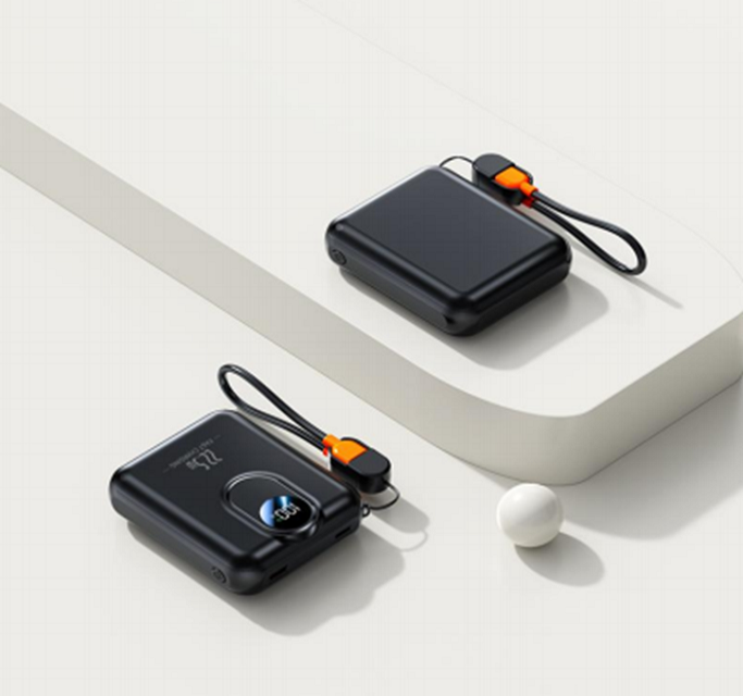 10000mAh 22.5W 빠른 전원 은행 내장 케이블 컬러 박스